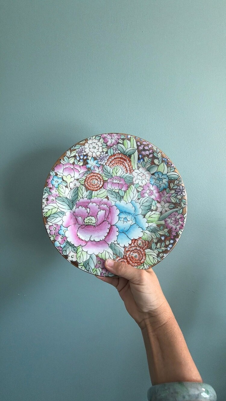 154 Golden Peony pattern